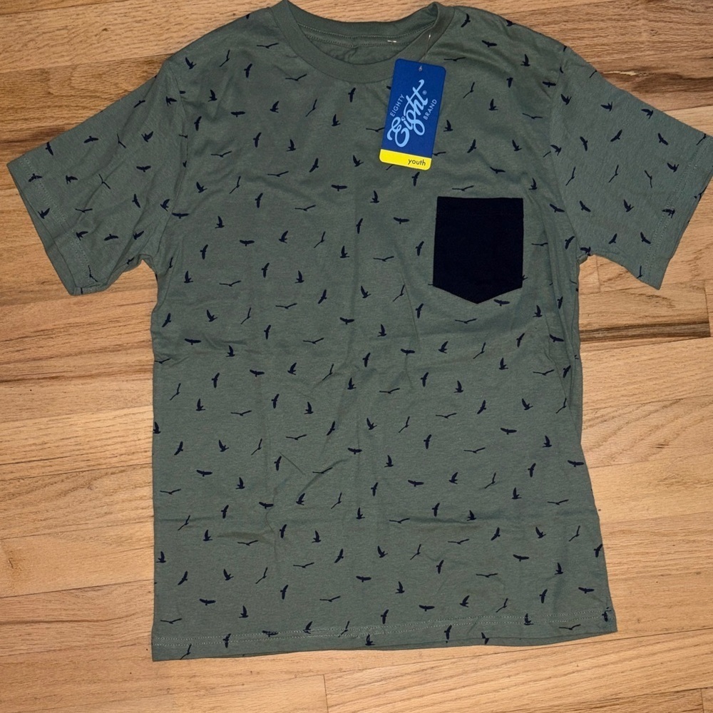 Eighty Eight Green Short Sleeve Tee with Black Pocket